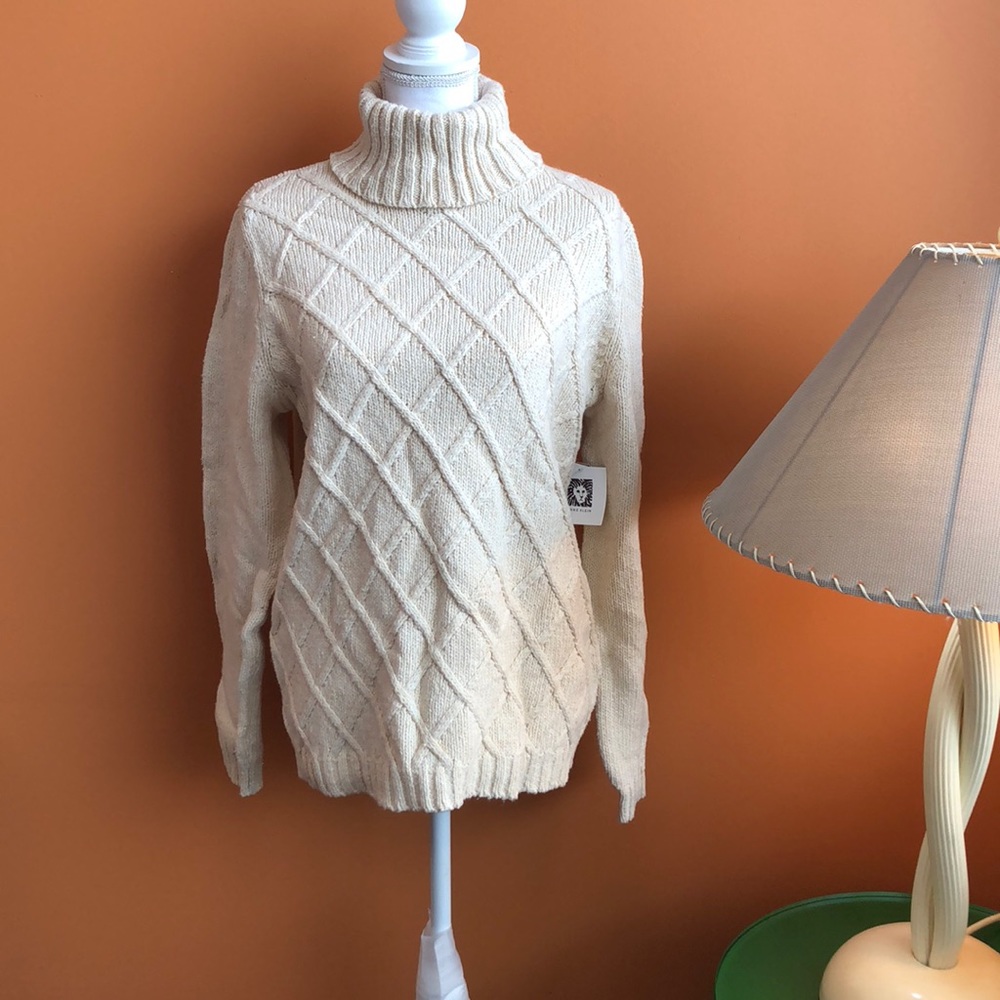 Anne Klein Turtleneck Ivory Thick Knitted Sweater